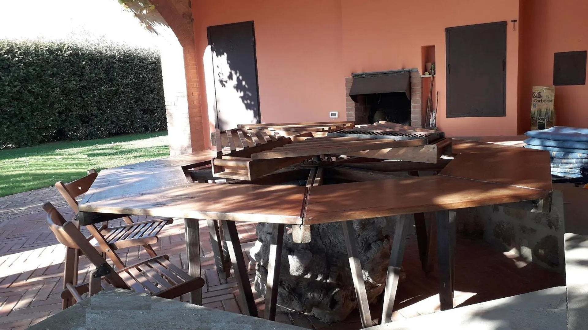 Villa I Quercioli, Siena Chianti Estate, Private Heated Pool, Breathtaking View contacts