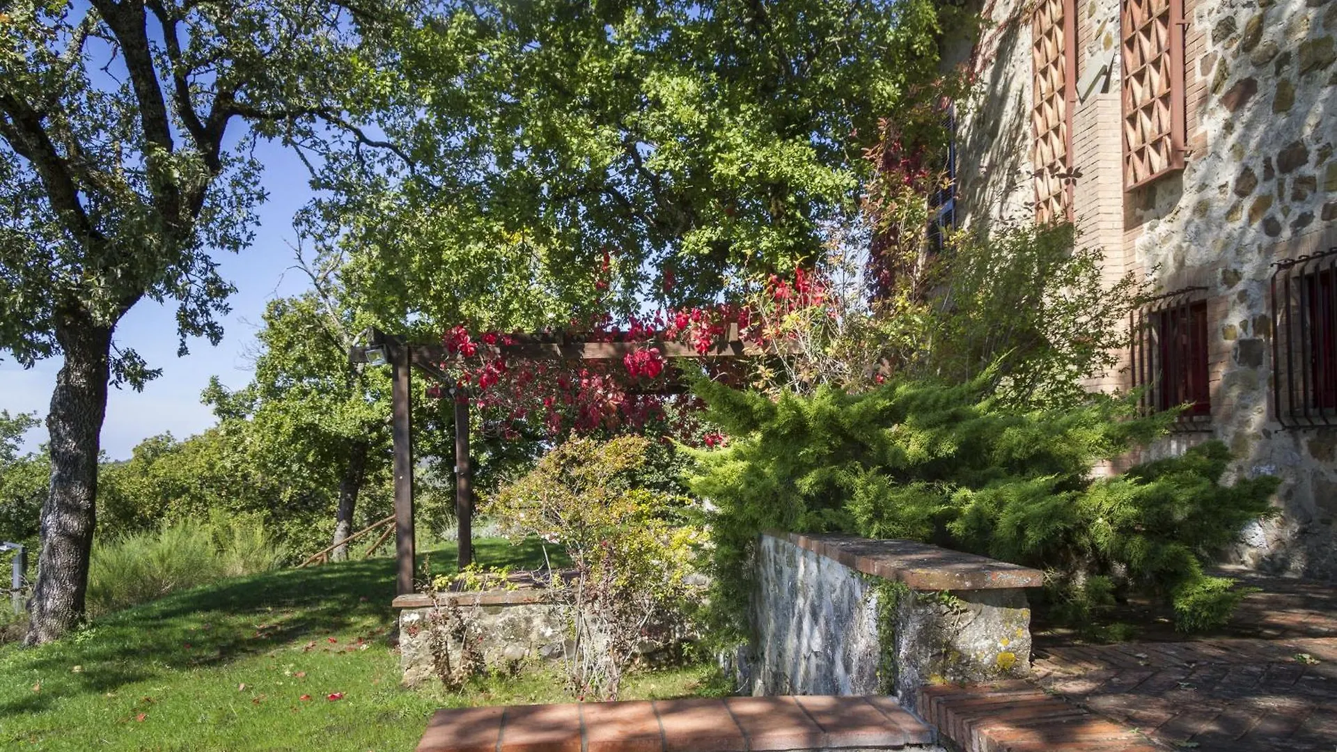 Villa I Quercioli, Siena Chianti Estate, Private Heated Pool, Breathtaking View Castelnuovo Berardenga